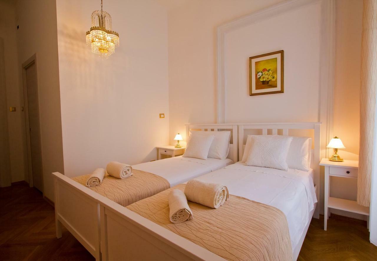 Golden Rooms Bed & Breakfast Trieste Exterior foto